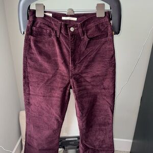 Levi’s Ribcage Boot Corduroy Jean in Plum